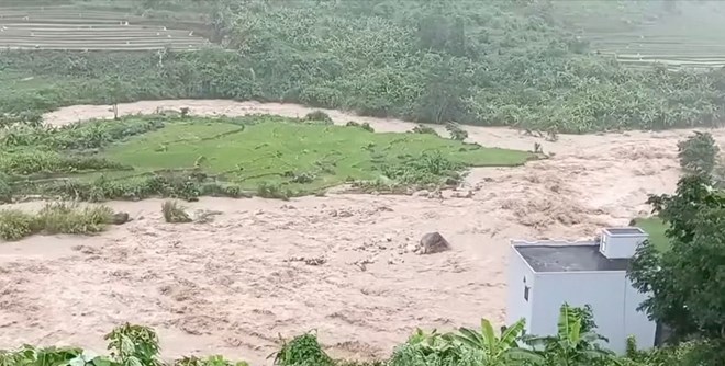 Mưa lớn kéo dài, Lai Châu cảnh báo nguy cơ sạt lở, ngập úng