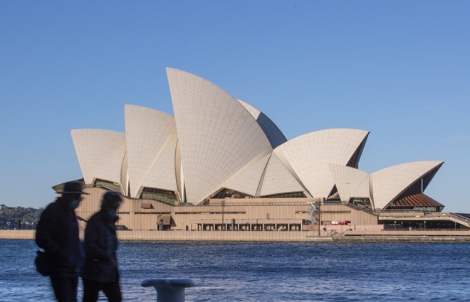 Australia sẽ bỏ hoàn toàn thẻ nhập cảnh giấy tại sân bay