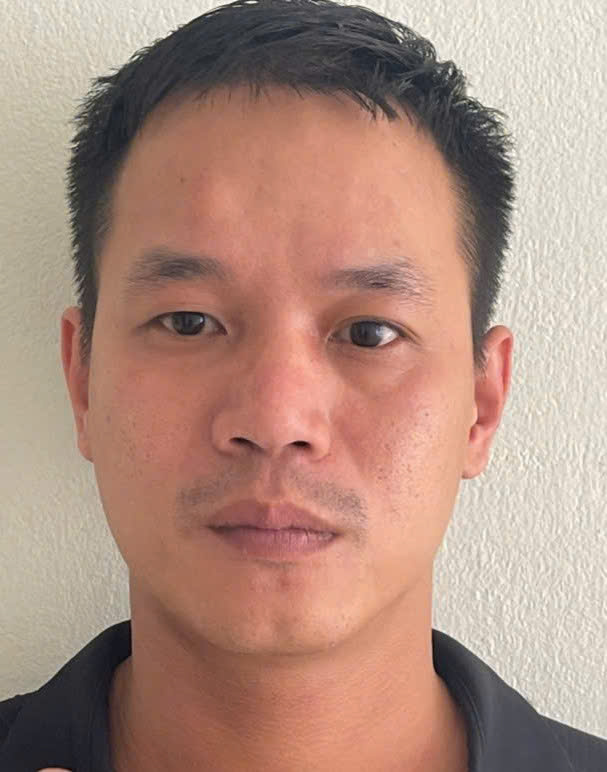 Đối tượng Văn Anh Quốc tổ chức, điều hành đường dây cá độ chia nhiều cấp, giao dịch gần 60 tỉ đồng ở Đà Nẵng. Ảnh: Công an Đà Nẵng cung cấp