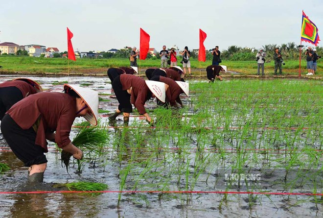 Rộn ràng Lễ hội Xuống đồng - Di sản văn hóa phi vật thể quốc gia