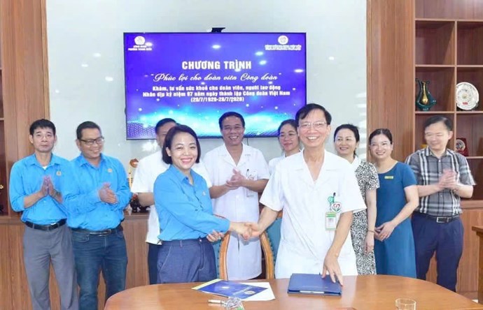 Gần 500 đoàn viên được khám sức khỏe miễn phí