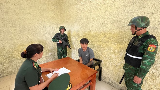 Một đối tượng trong đường dây mua bán người dưới 16 tuổi hoạt động dưới hình thức môi giới kết hôn. Ảnh: BĐBP Lào Cai