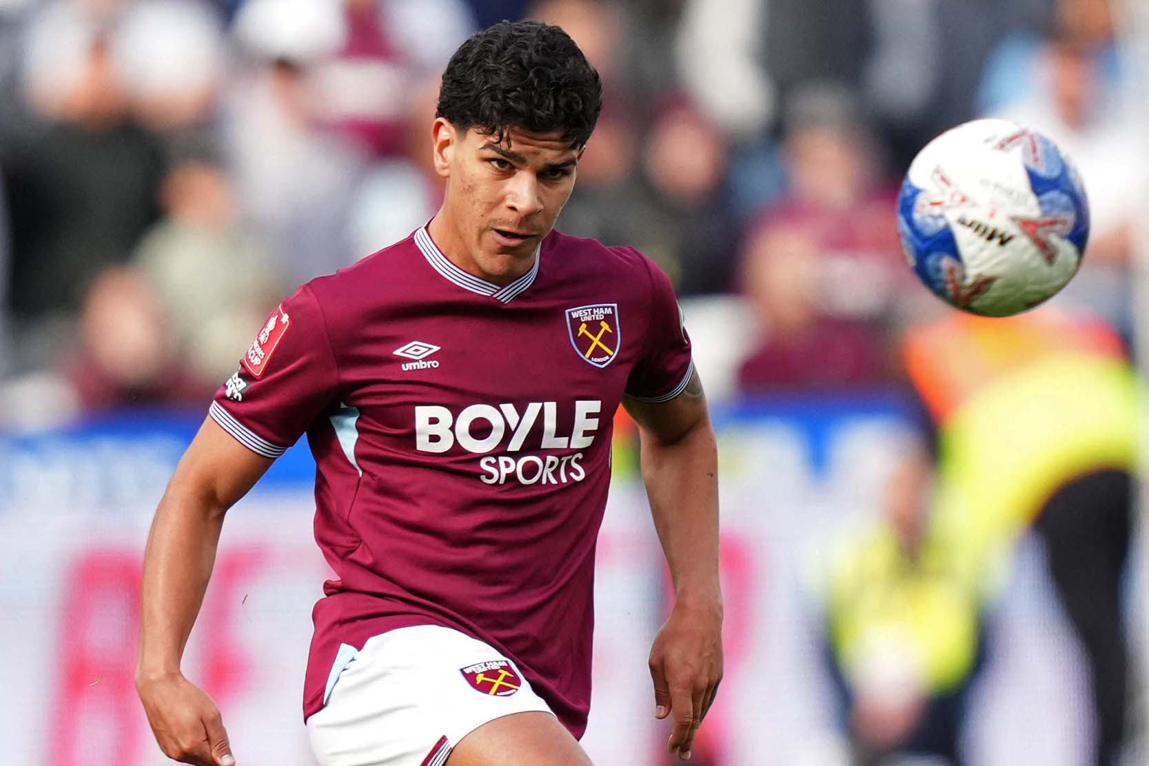 Mateus Fernandes chuyển đến Tottenham từ West Ham. Ảnh: AFP