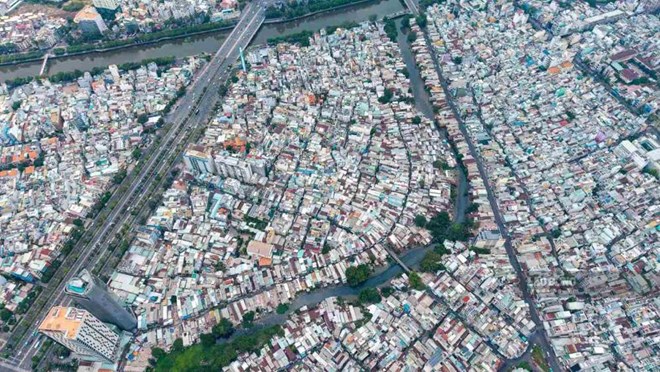 16 phường ở TPHCM thiếu chuẩn diện tích, có nơi chưa tới 5 km² chứa gần 200.000 dân
