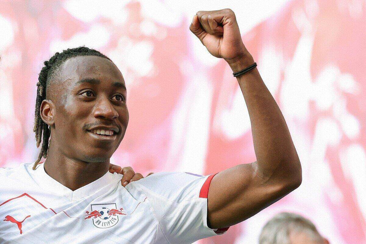 Diomande chuyển đến Real Madrid từ Leipzig.  Ảnh: AFP