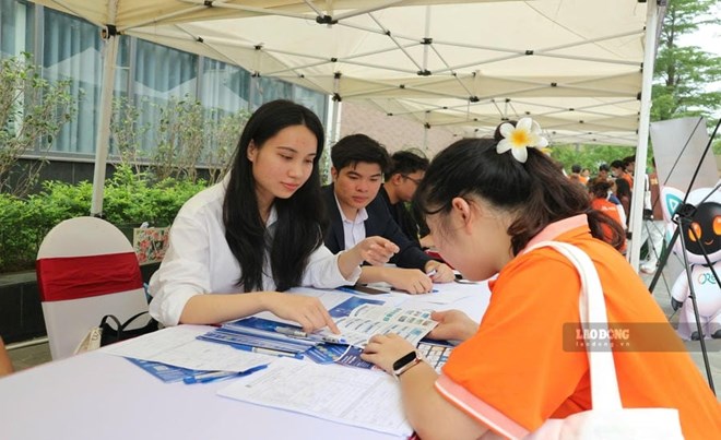 Mùa tốt nghiệp, doanh nghiệp rộng cửa đón nhân lực trẻ