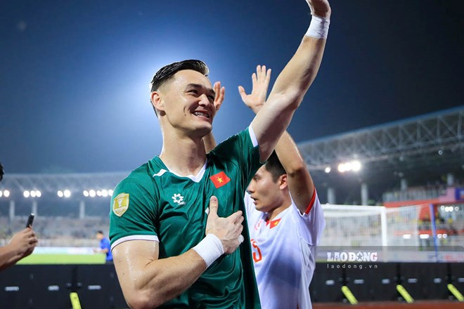 Lê Giang Patrik lọt nhóm cứu thua ấn tượng nhất bán kết ASEAN Cup 2026