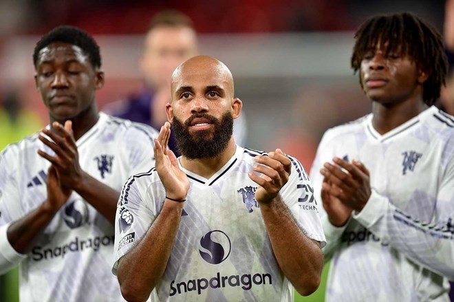 Hàng công vẫn là điểm nghẽn của Man United