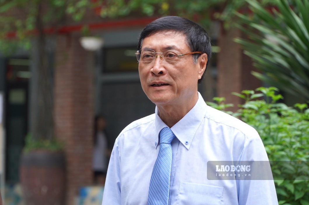 Thầy Nguyễn Quốc Bình - Trường THCS&THPT Lương Thế Vinh (cơ sở Tân Triều, Hà Nội). Ảnh: Tường Vân