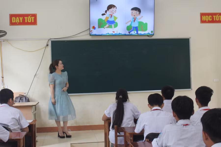 Đối với môn Âm nhạc, chuyển đổi số cũng góp phần giúp bài giảng sinh động hơn. tc-1.jpg