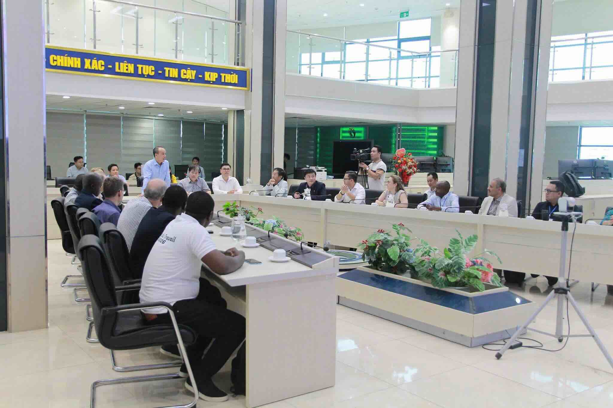 Toàn cảnh cuộc họp