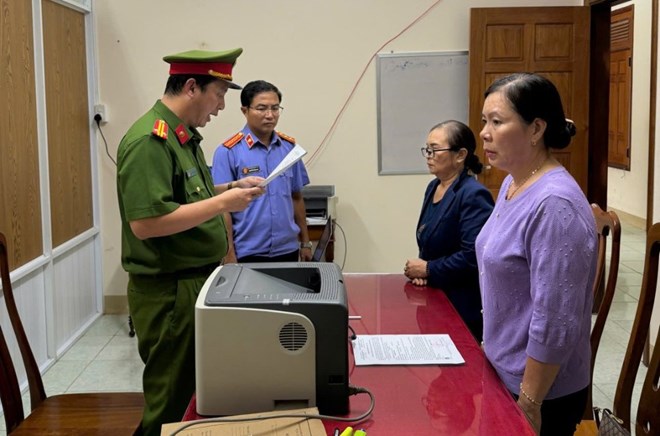 Khởi tố 6 đối tượng lập khống hồ sơ để rút tiền từ kinh phí nhà trường