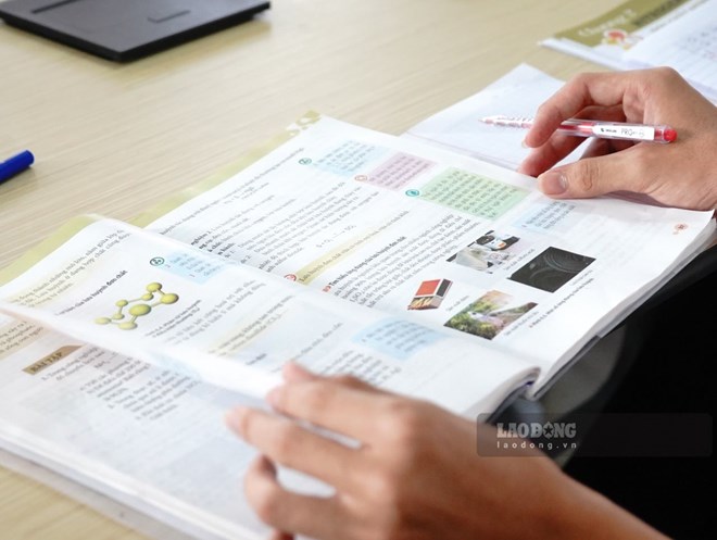 Bộ GDĐT chuẩn bị làm bộ sách giáo khoa lớp 1-12 mới dùng trên cả nước