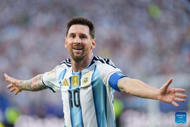Messi chia tay, chiếc áo số 10 lại trở thành gánh nặng với Argentina