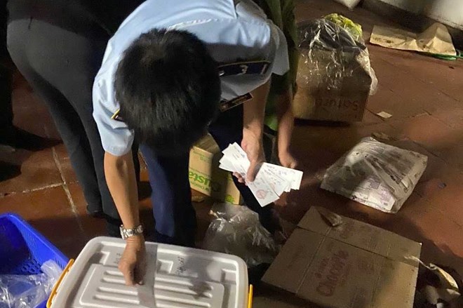 Tin tức Hà Nội 24h: Phát hiện cơ sở sản xuất giò, chả sử dụng hàn the