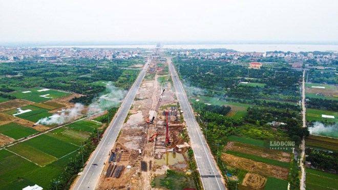 15km đường 6 làn xe ở Hà Nội vừa thông xe kỹ thuật