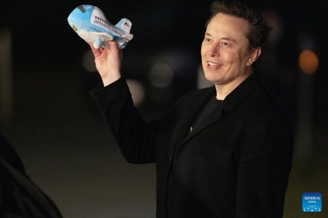 Elon Musk lên tiếng về việc sáp nhập Tesla và SpaceX