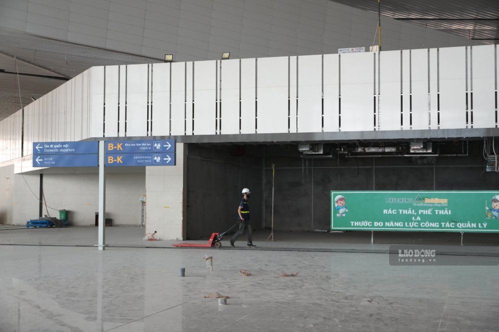 Bên trong nhà ga hành khách sân bay Long Thành. Ảnh: HAC