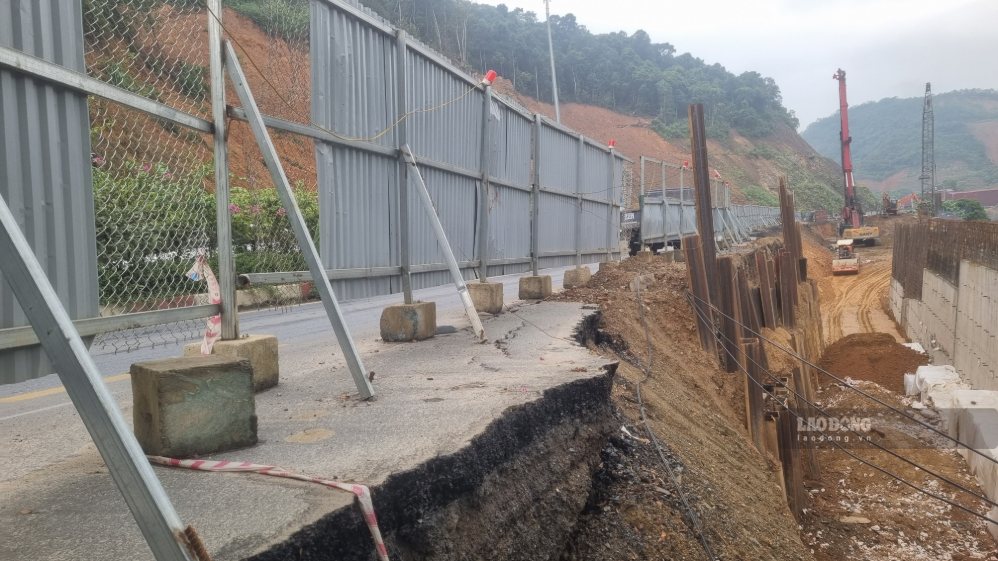 Phạm vị sạt lở nằm tại khu vực cửa ngõ dẫn lên các xã phía Bắc của tỉnh Tuyên Quang. Ảnh: Việt Bắc