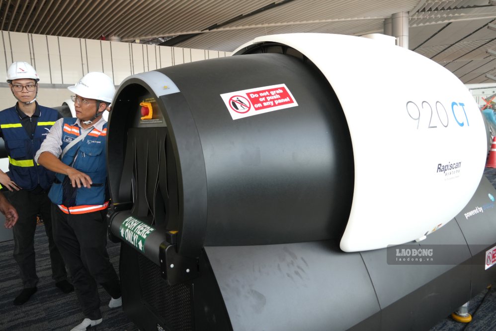Công tác lắp đặt hệ thống thiết bị nhà ga hành khách sân bay Long Thành đạt khoảng 80% (Ảnh chụp tháng 10.2026). Ảnh: HAC